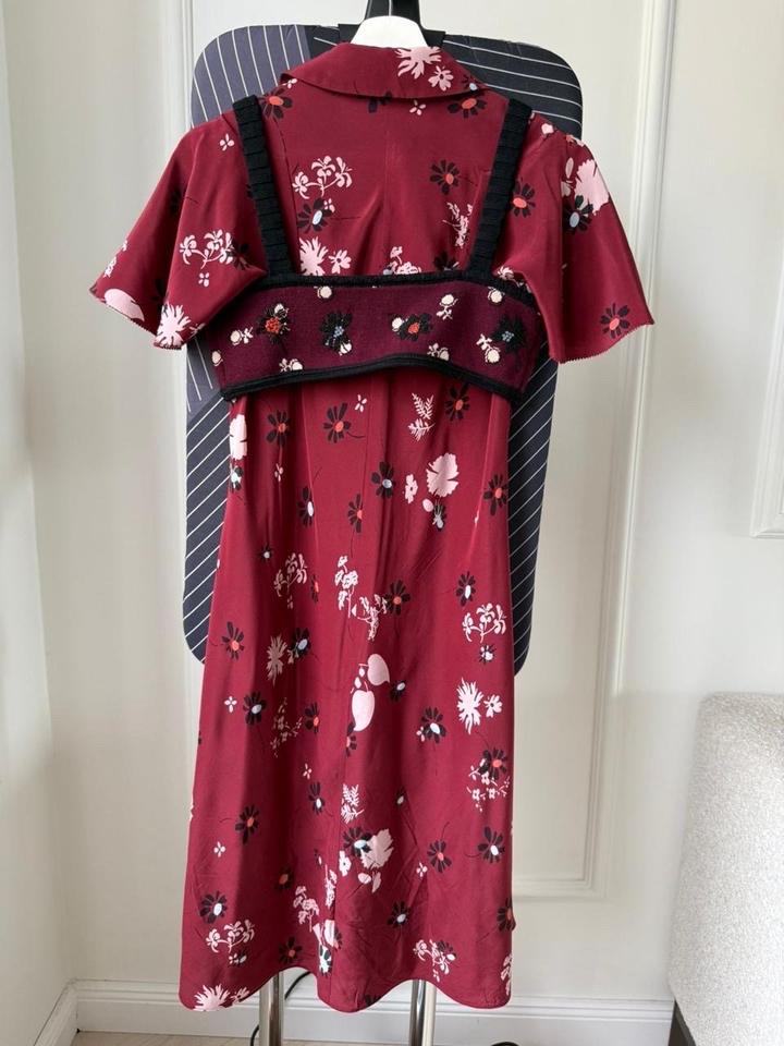Платье от Valentino