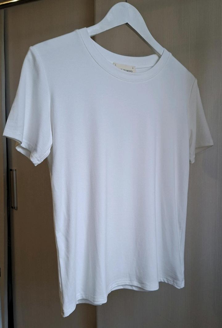 Итальянская футболка от Black Diamond