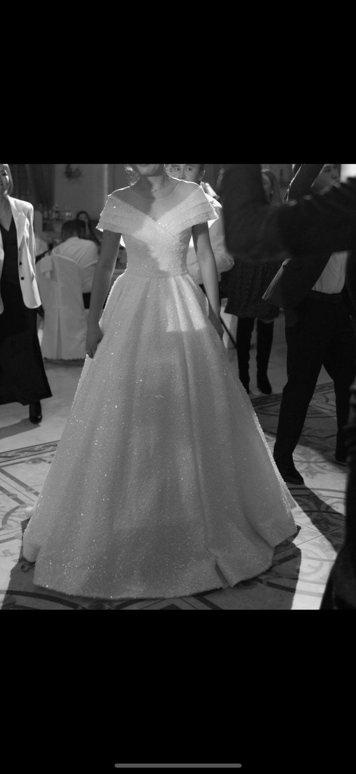 Свадебное платье
