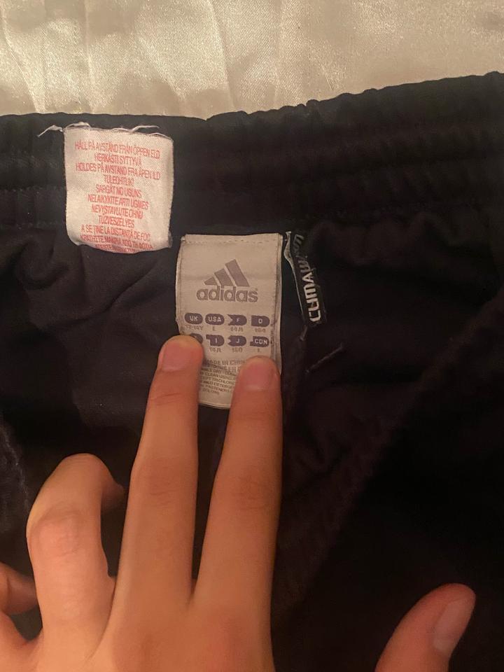 черные трико Adidas