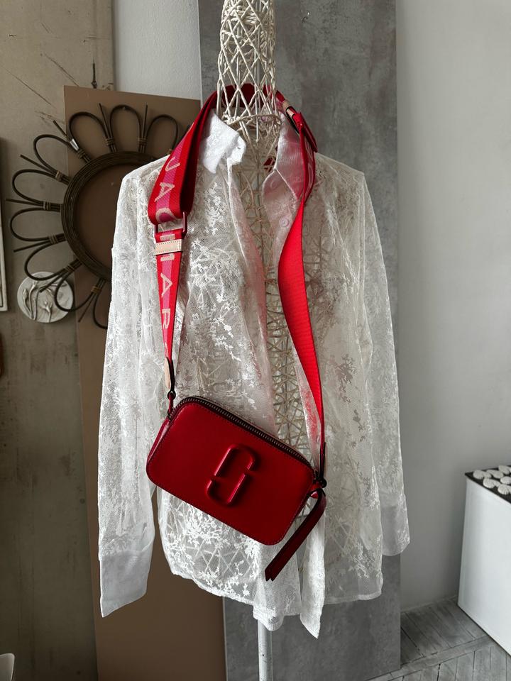 Сумка Marc Jacobs Snapshot — statement в красном