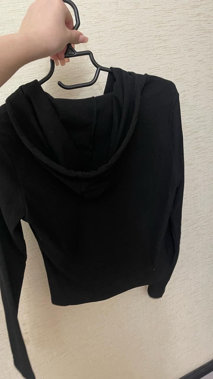 Повседневняя приталенная зипка в рубчик🤍