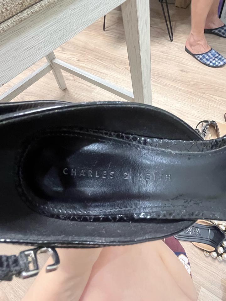 Туфли Charles Keith