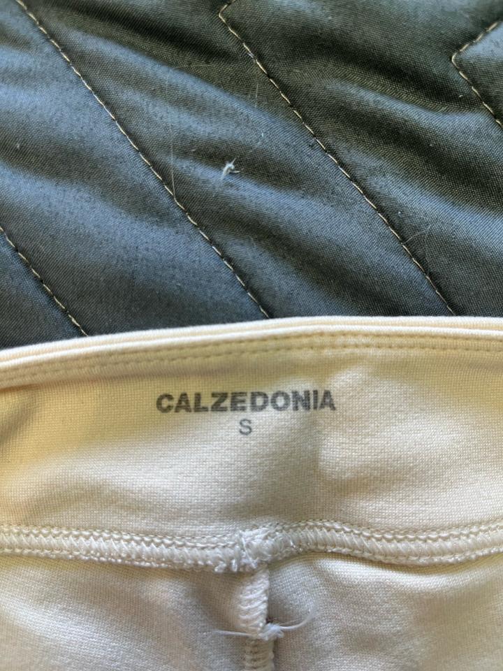 Бежевое трико Calzedonia
