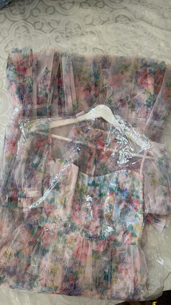 Продается очаровательное цветочное платье 🌸