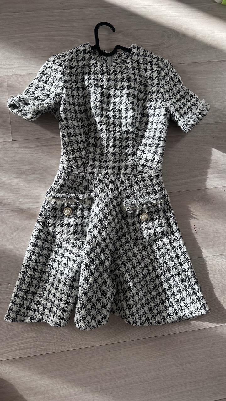Мини твидовое платье