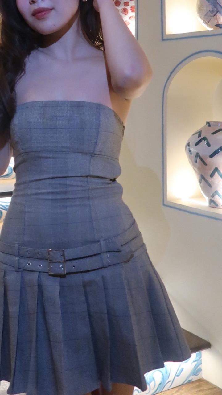 Платья BERSHKA