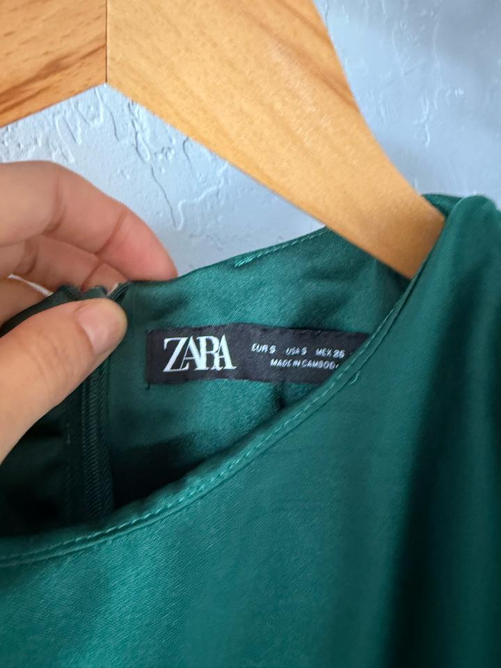 Платье Zara