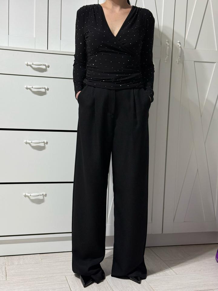 Черные брюки-палаццо