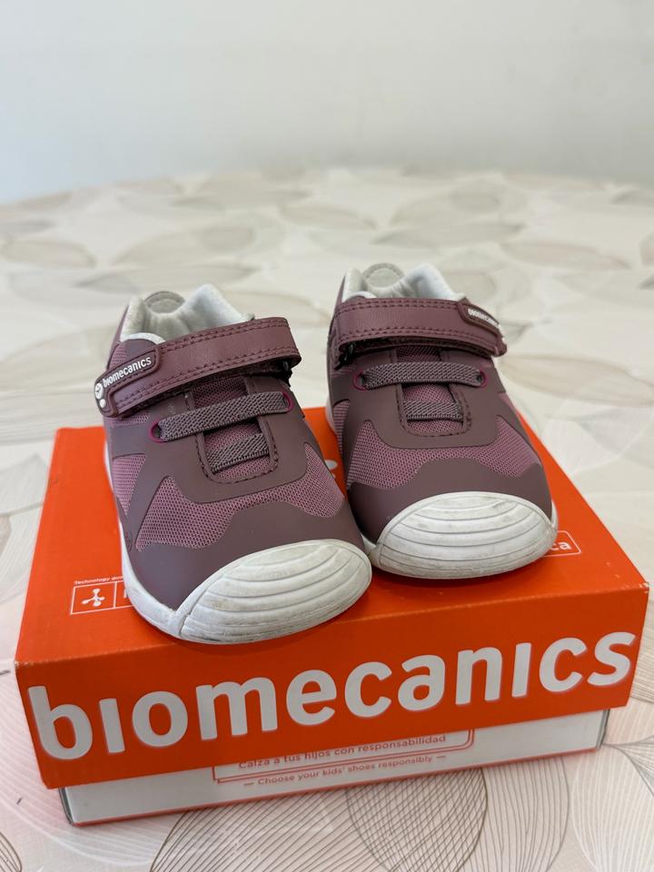 Кроссовки biomechanics 21 рр