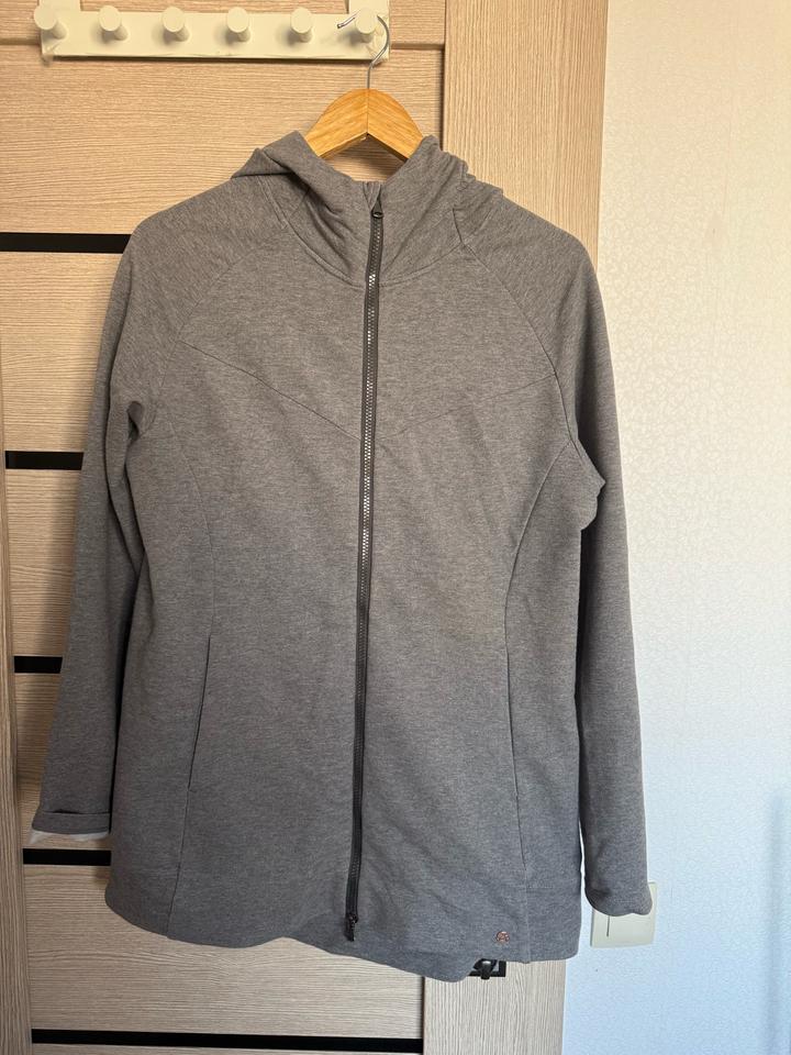 Длинная спортивка