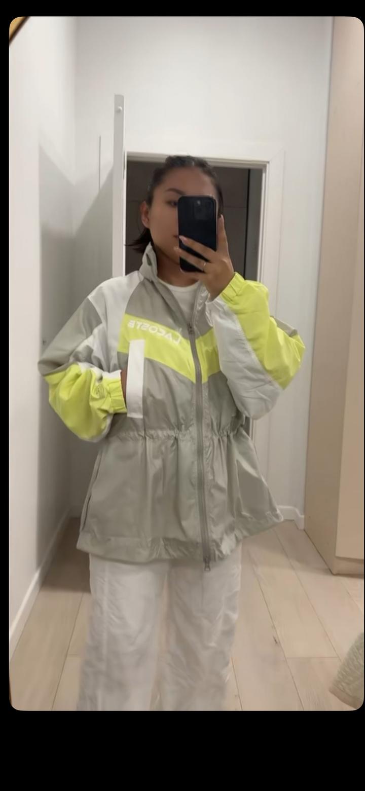 Ветровка со штанами Lacoste