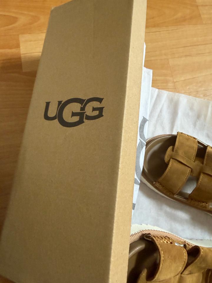 Босоножки по Ugg