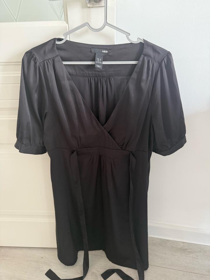 Атласное платье