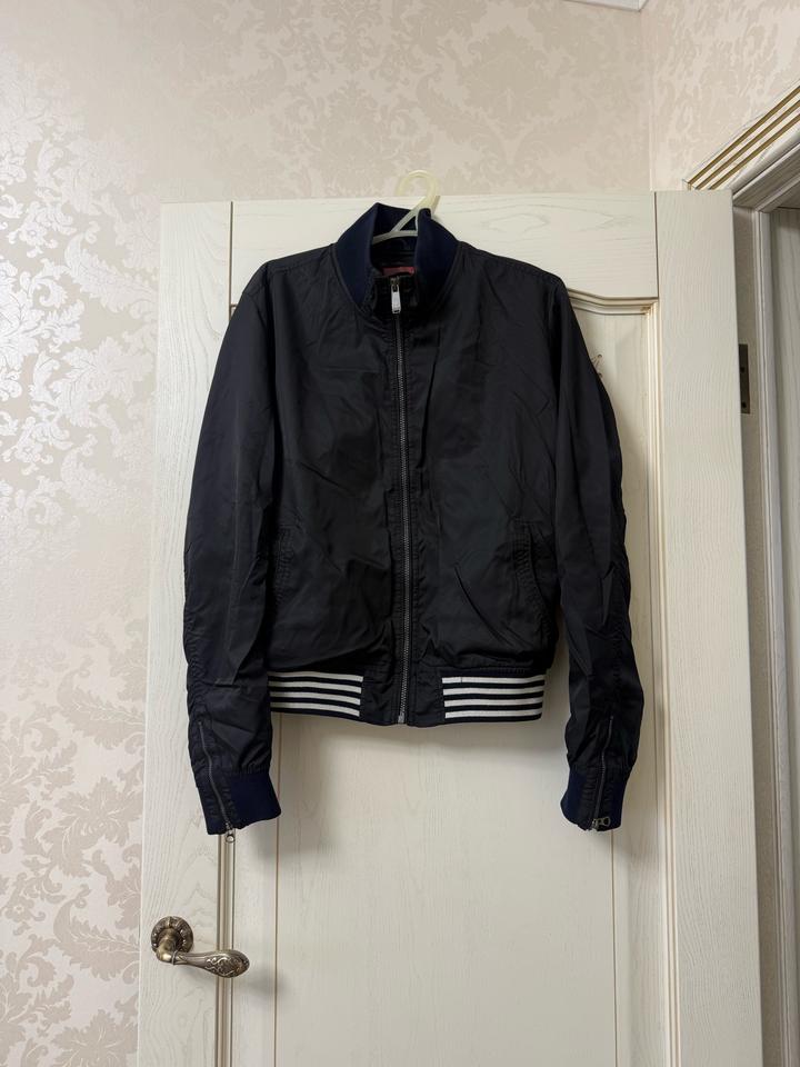 Ветровка размер М