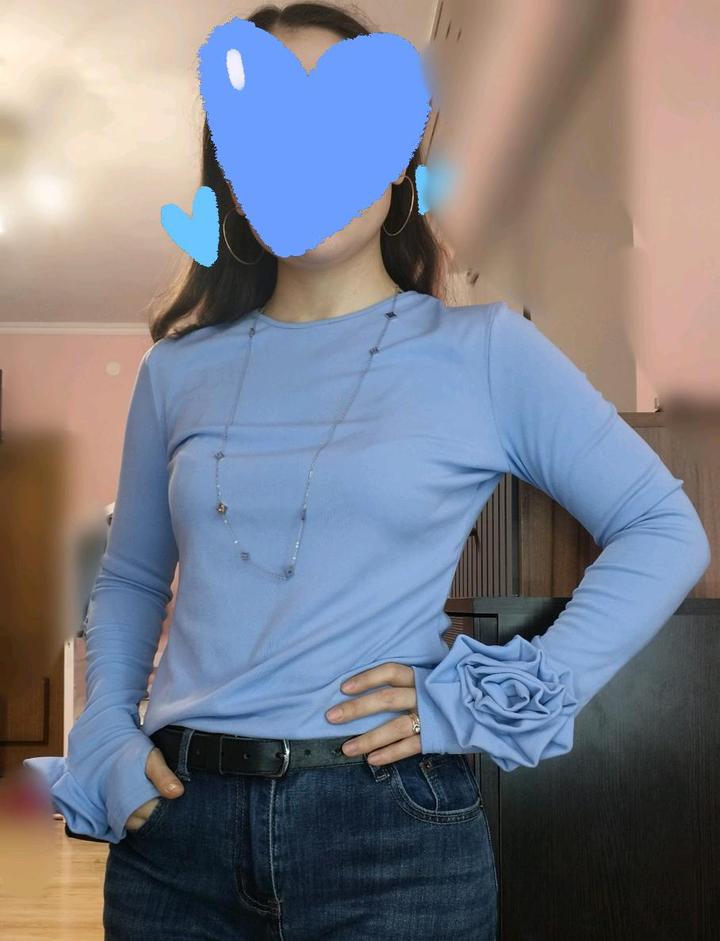 Лонгслив с акцентными рукавами