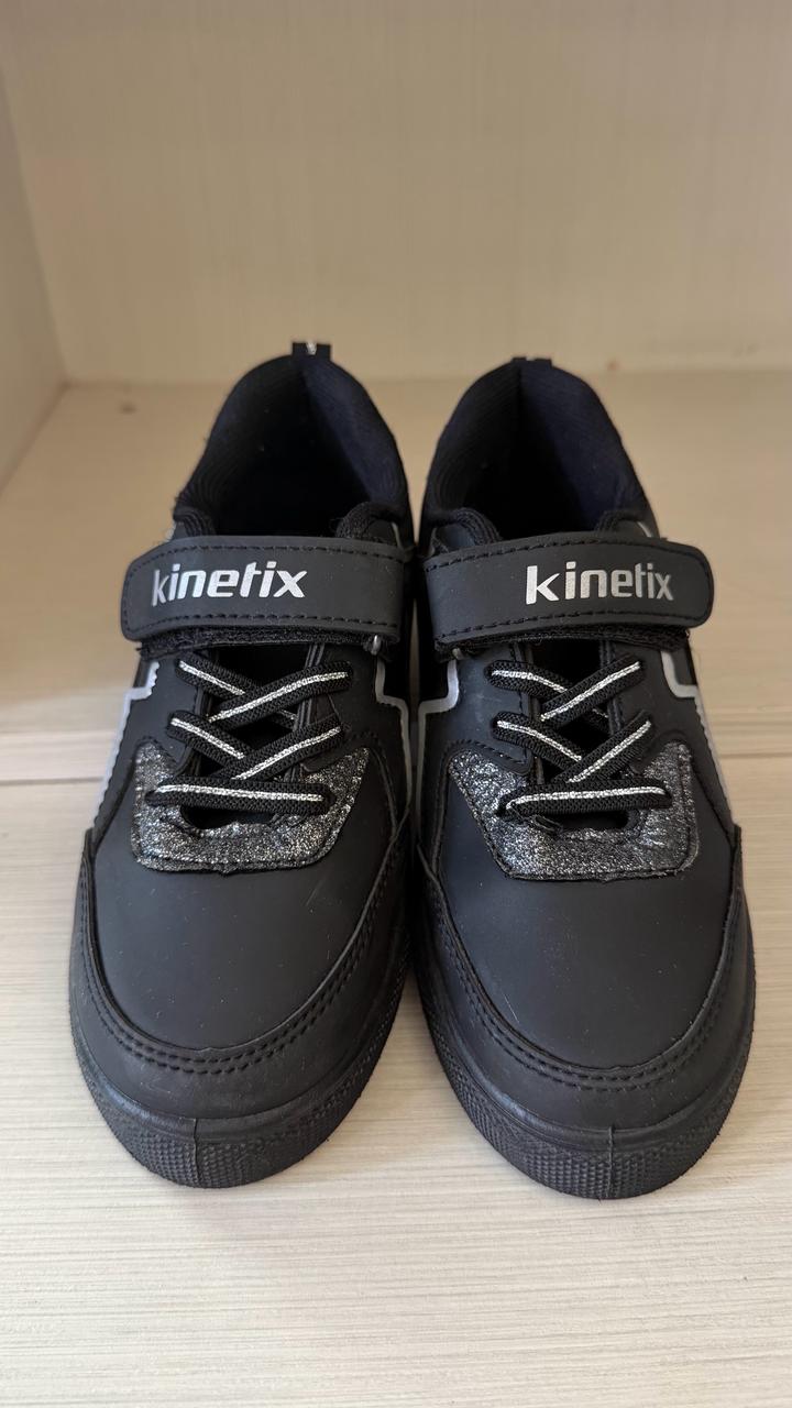 Кроссовки Kinetix