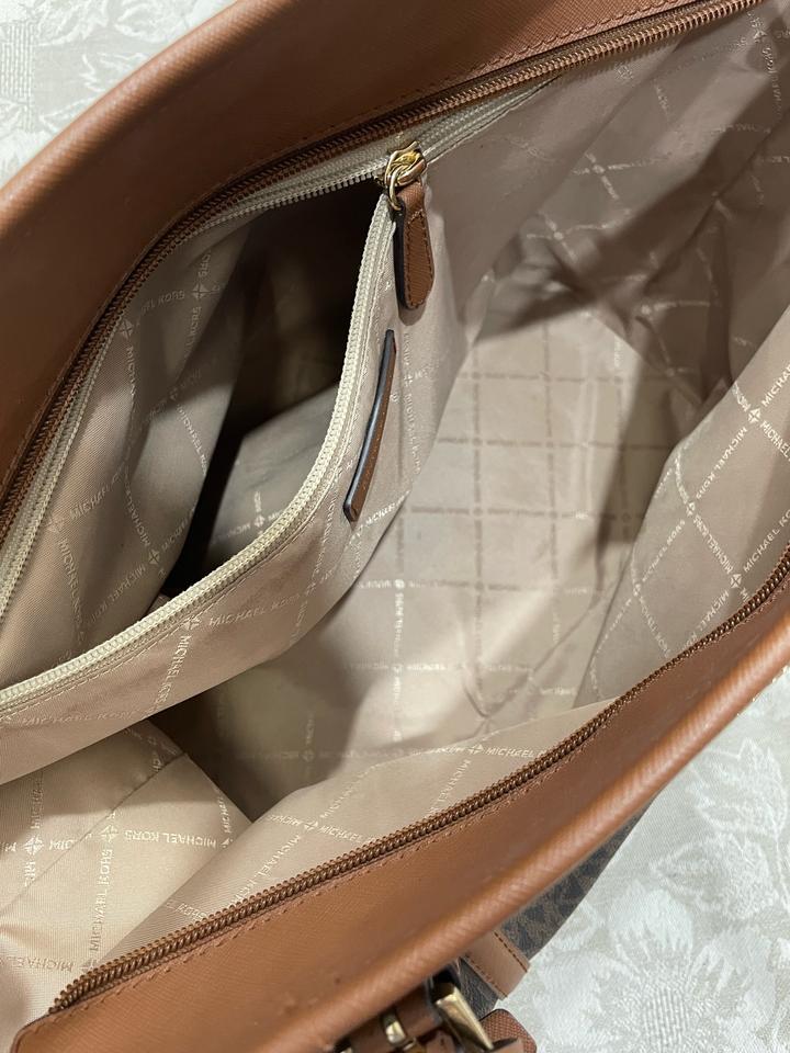 Michael Kors Jet Set Travel Large Logo Tote Bag