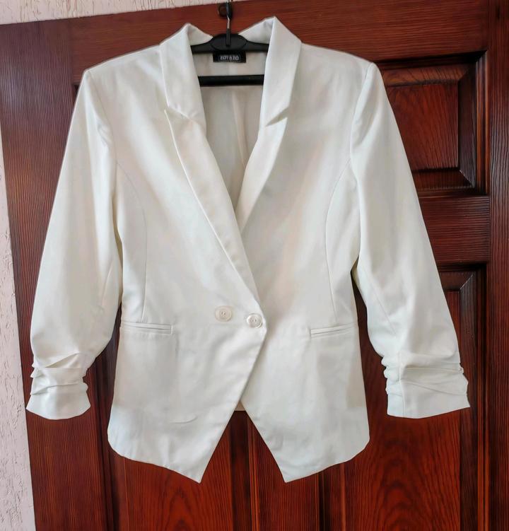 Атласный пиджак