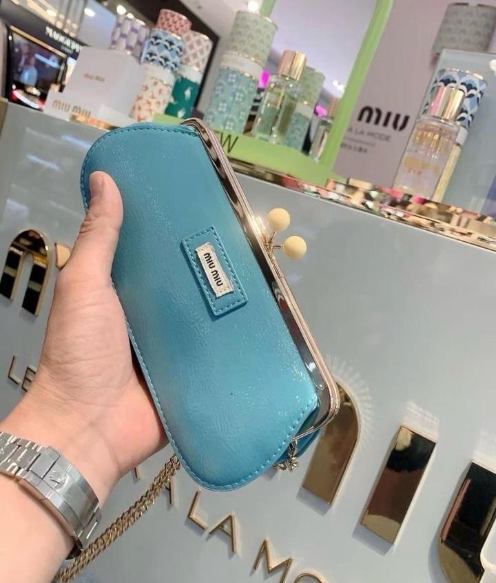 Косметичка клатч MiuMiu Parfums