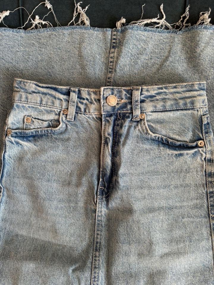 Джинсовая юбка bershka
