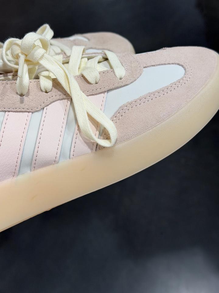 Кроссовки adidas