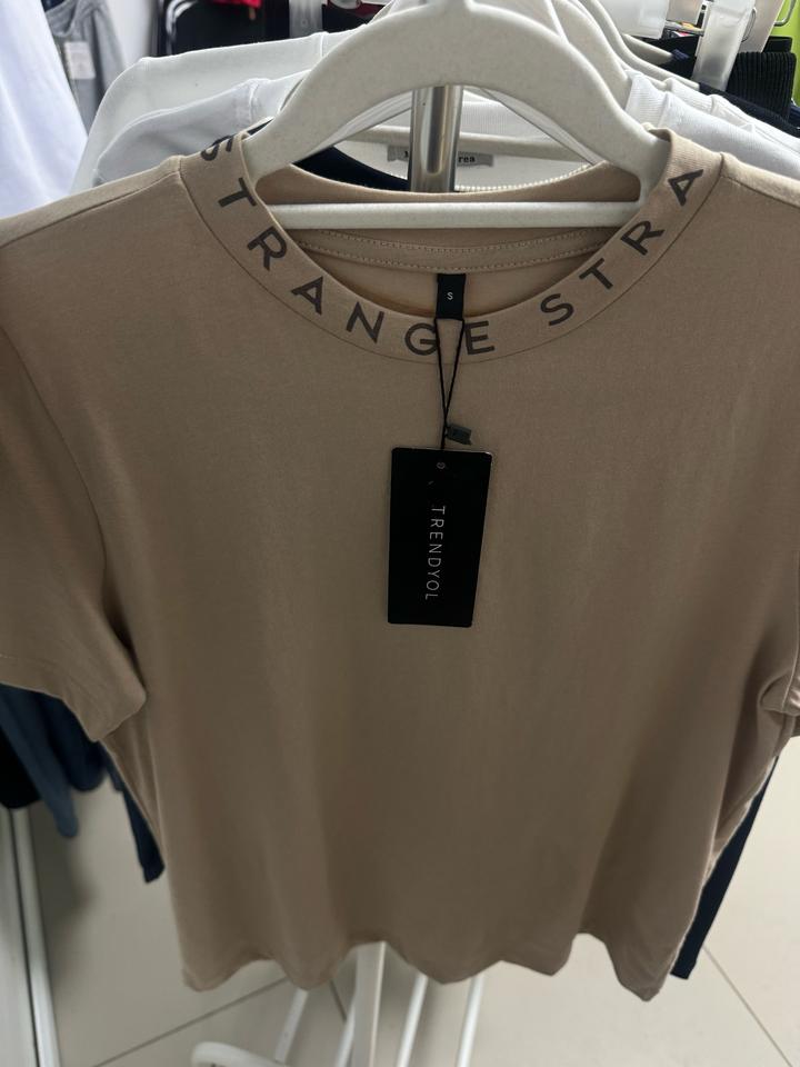 Футболка Trendyol