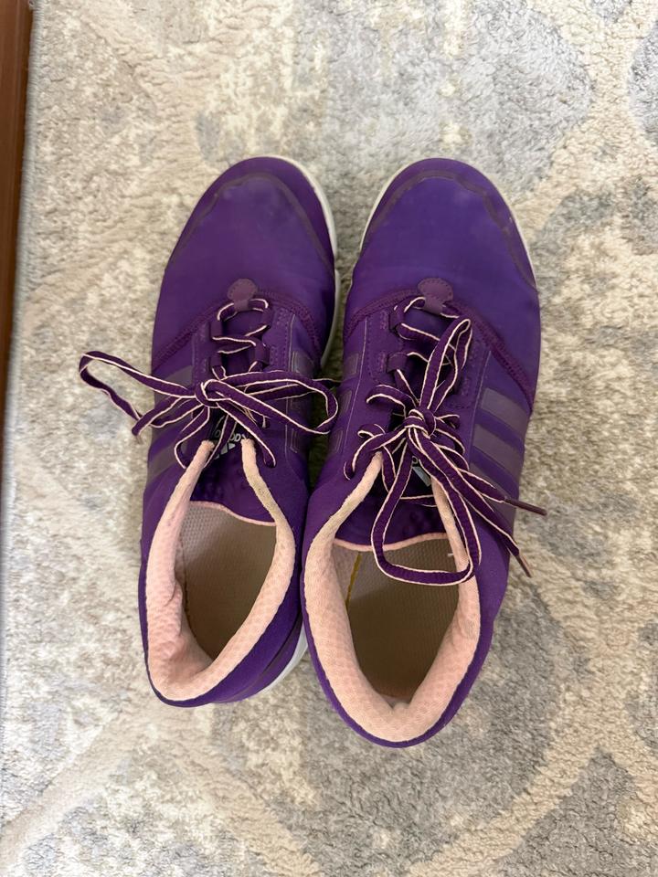 Кроссовки adidas