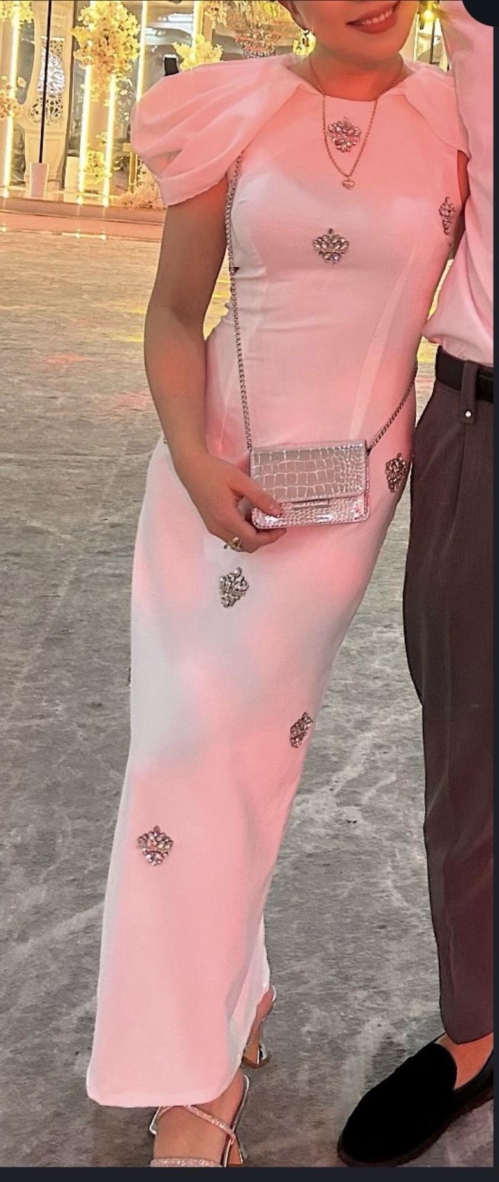 Белое платье