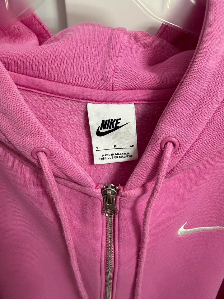 Толстовка Nike