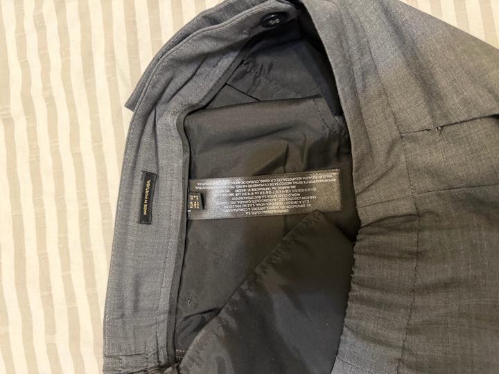 Серый костюм Massimo Dutty