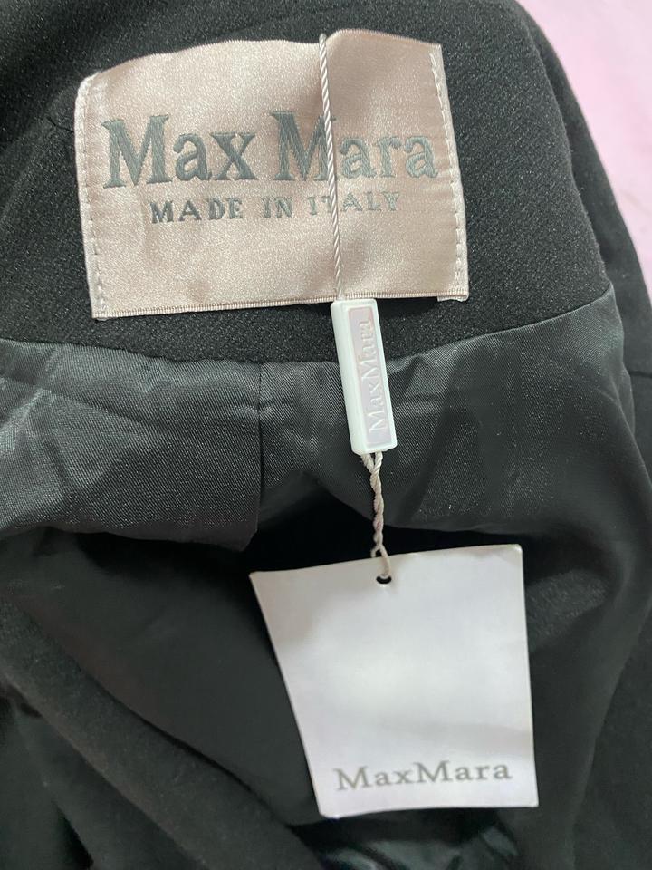 Жилет шерсть новый под Max Mara