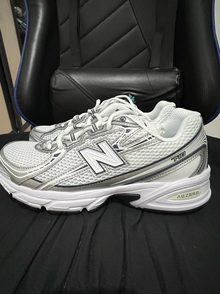 New Balance 740 39 EU
