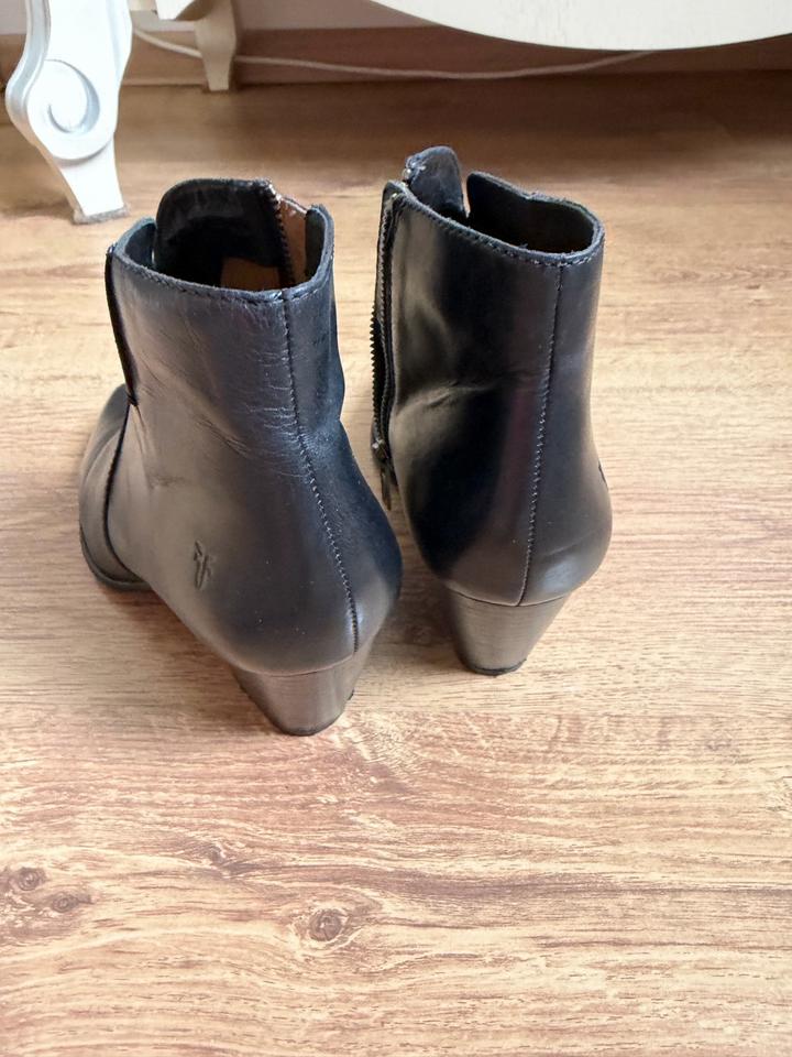 Кожаные ботильоны Frye Jennifer