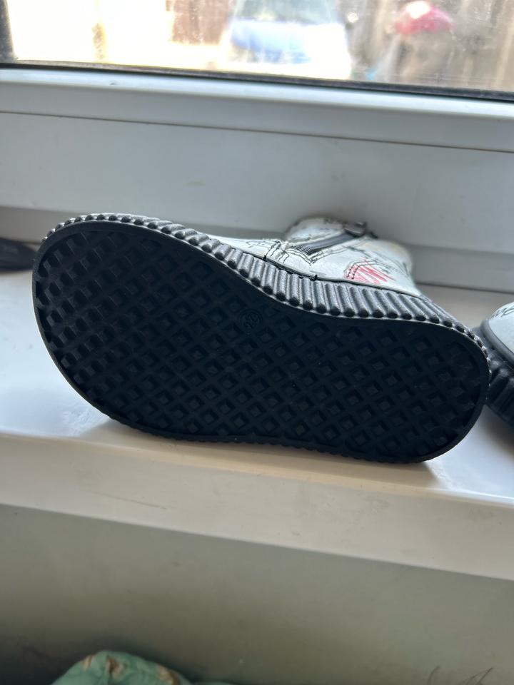 Зимняя обувь