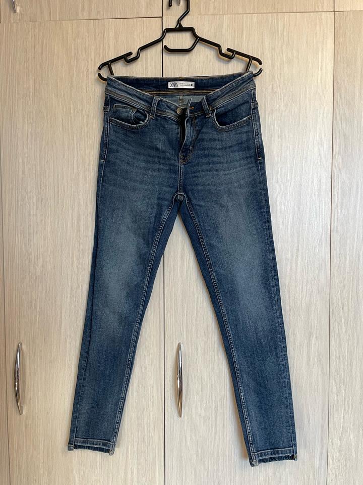 Джинсы скинни Zara