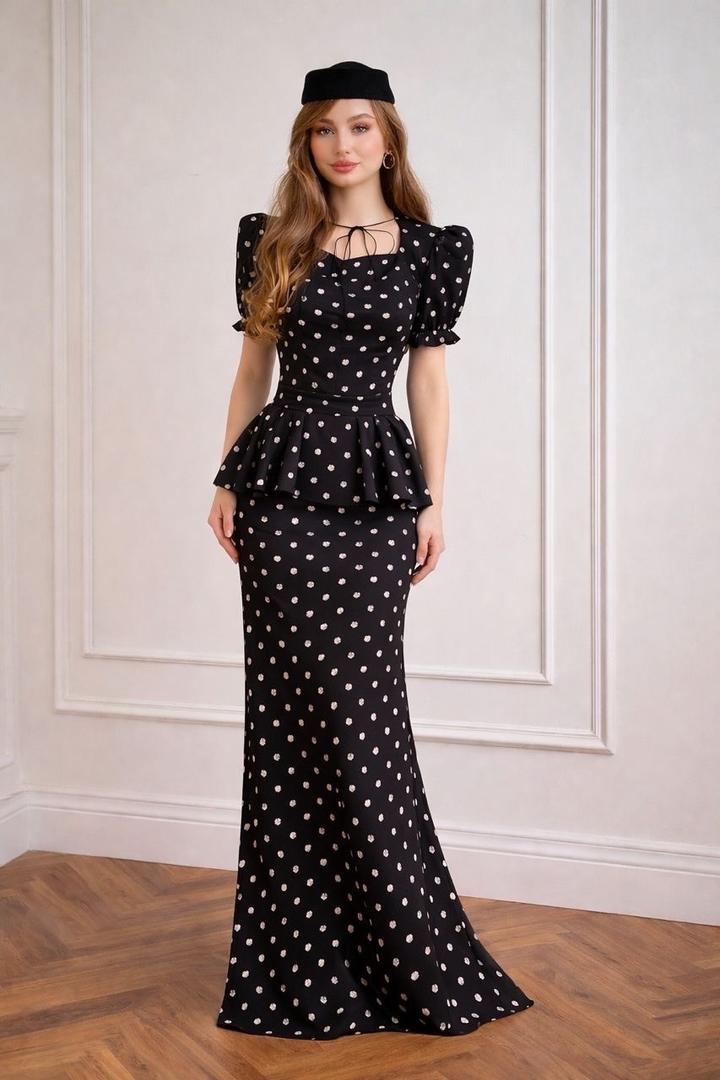 очень красивое платье 😍