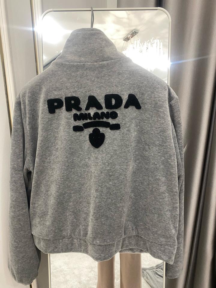 Спортивный костюм под Prada