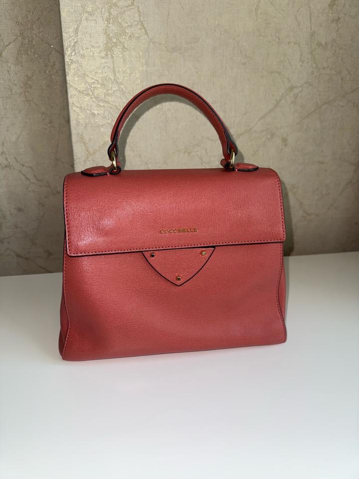 Оригинал COCCINELLE сумка в сафьяновой коже, терракотовый цвет