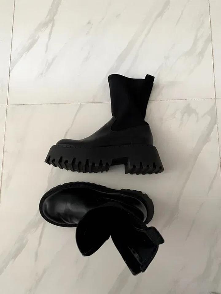 Ботинки Zara на платформе демисезонные — нужен ремонт стельки