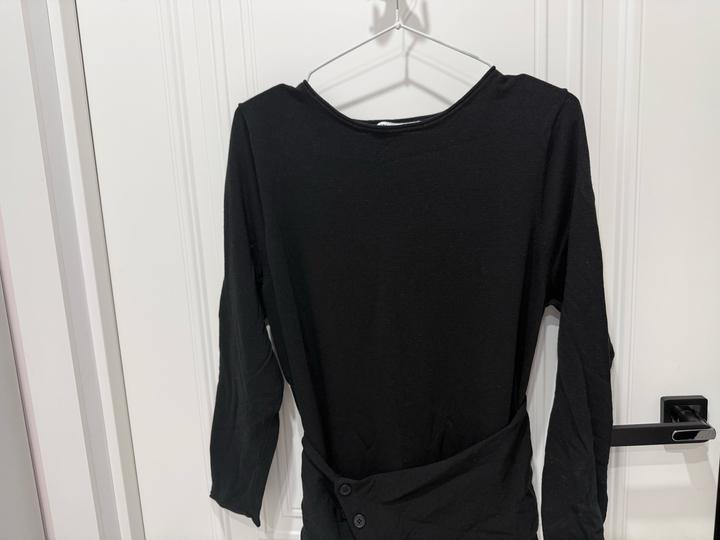 Черное трикотажное платье Zara