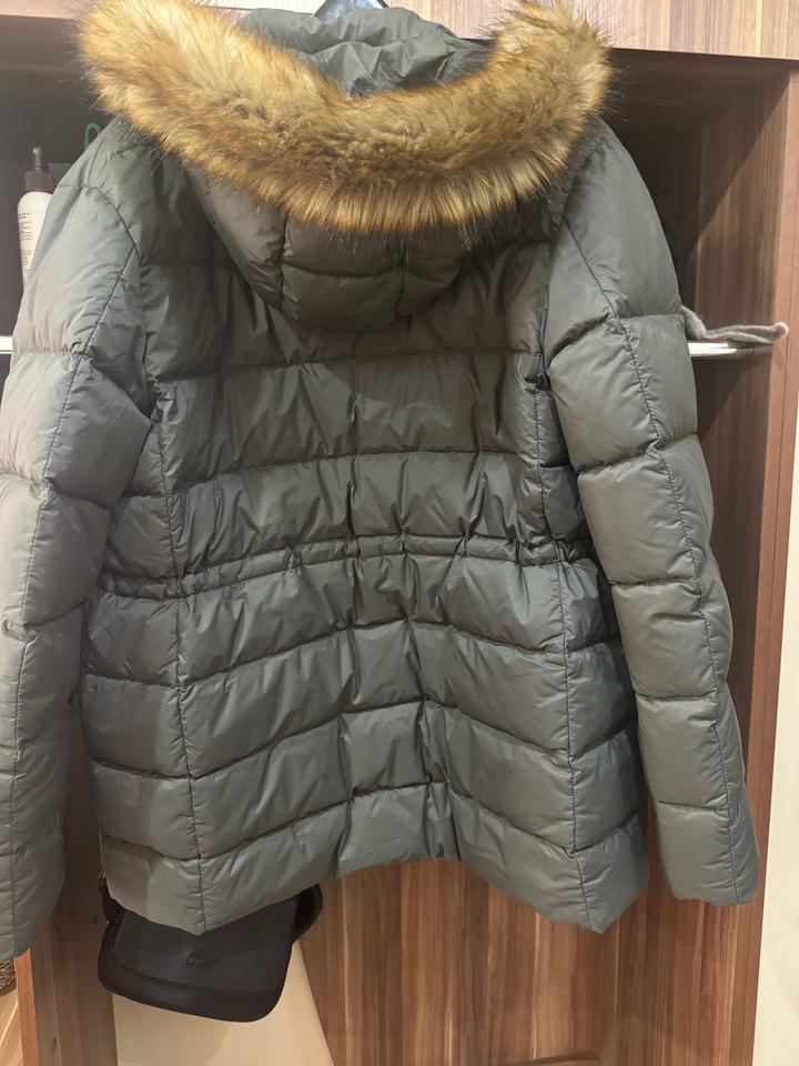 Пуховик Lacoste