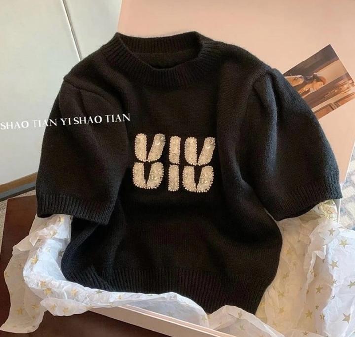 джемпер со стразами