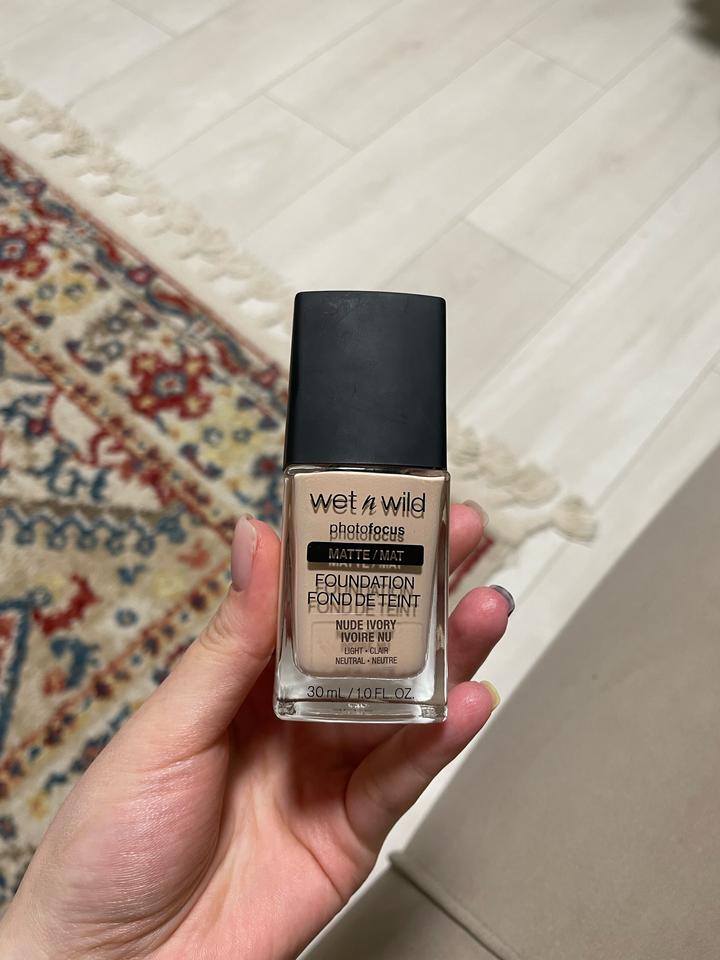 тональный крем wet n wild