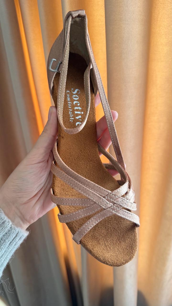 Танцевальные туфли