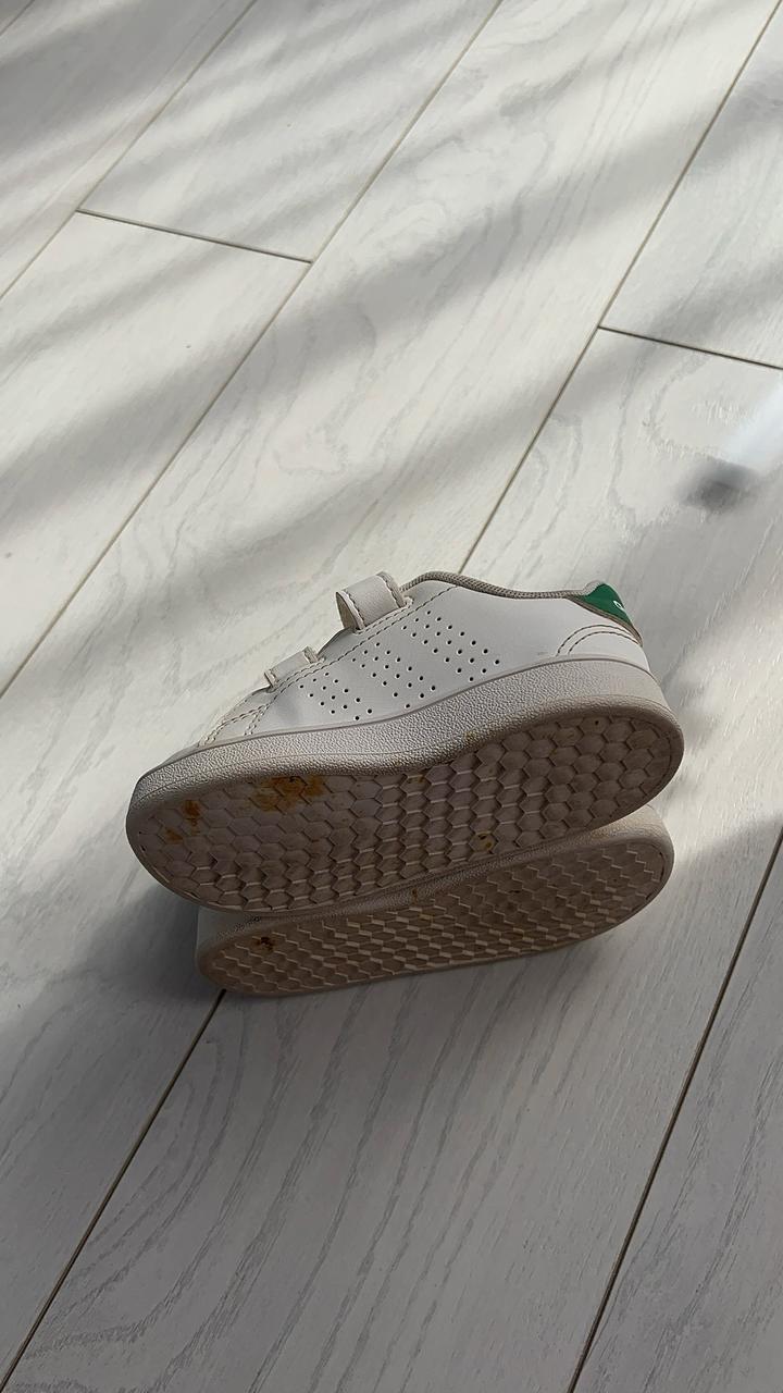 кроссовки Adidas