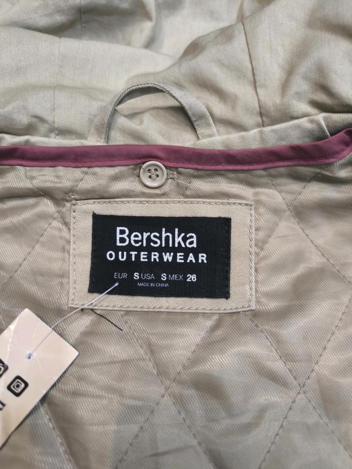 Парка Bershka