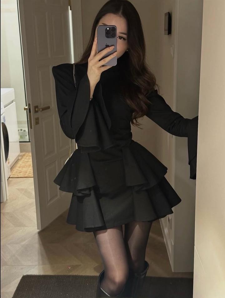 Черное вечернее платье