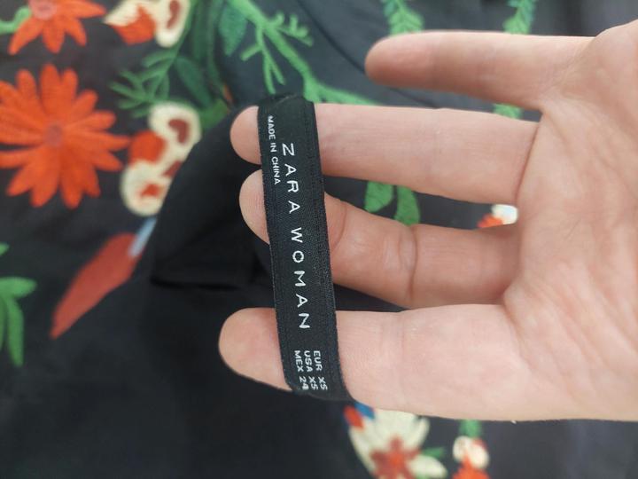 Платье Zara