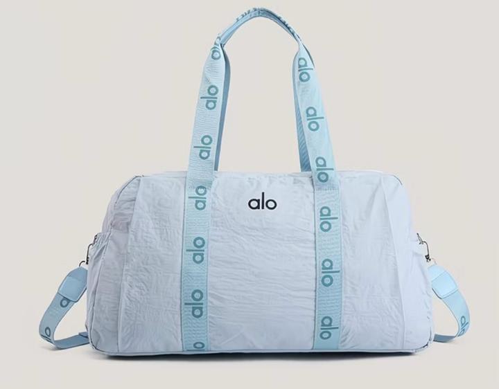 Alo yoga